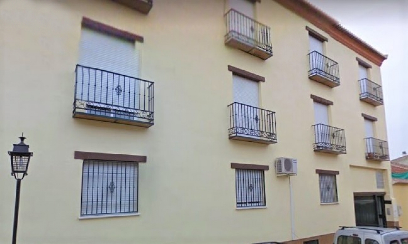 Bank properties in Granada
