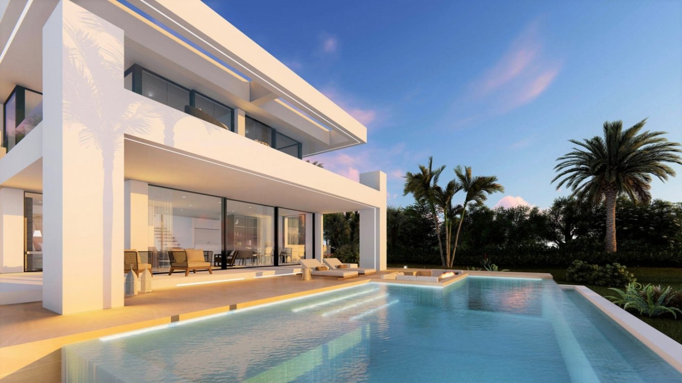 Luxury development of villas in La Resina Golf in Estepona