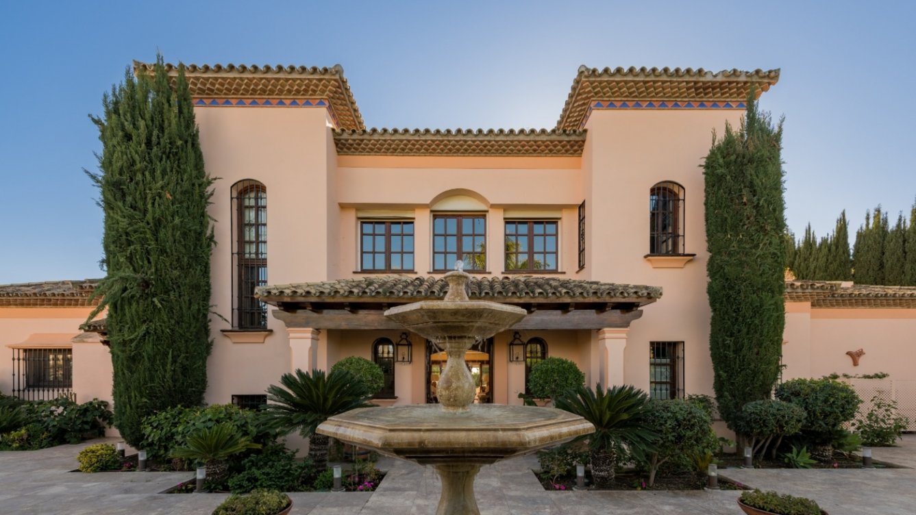 Villa en Nueva Andalucía, Marbella en Marbella