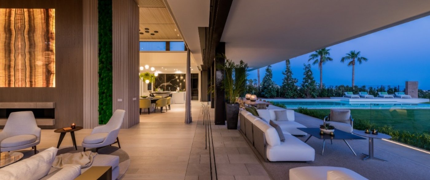 Moderna villa de lujo en La Quinta, Benahavís en Benahavís