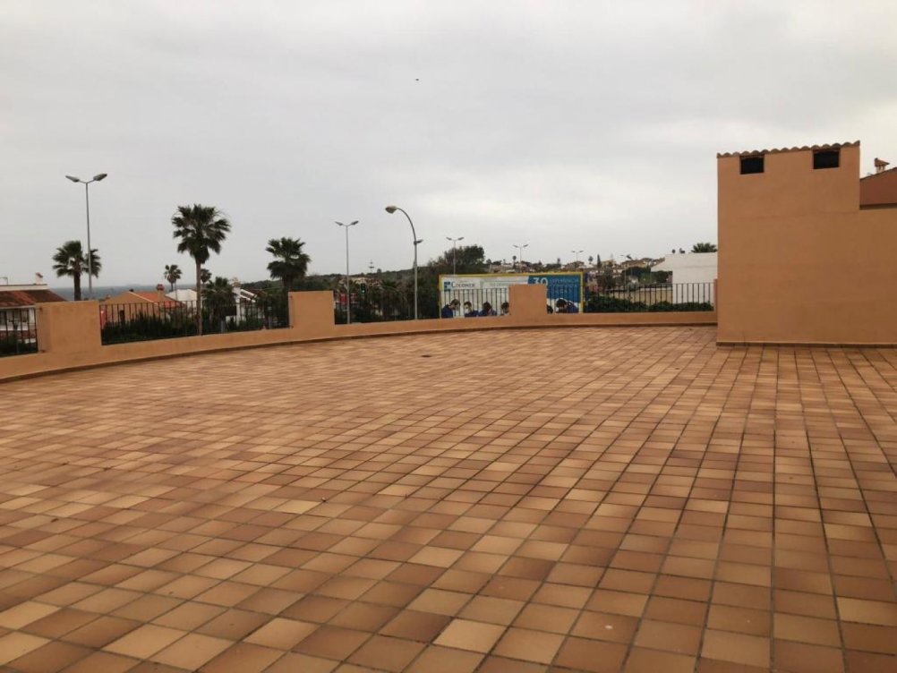 Chalet adosado y garajes en Algeciras en Algeciras