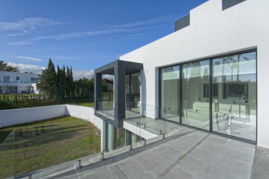 Villa in Valle Romano, Estepona in Estepona