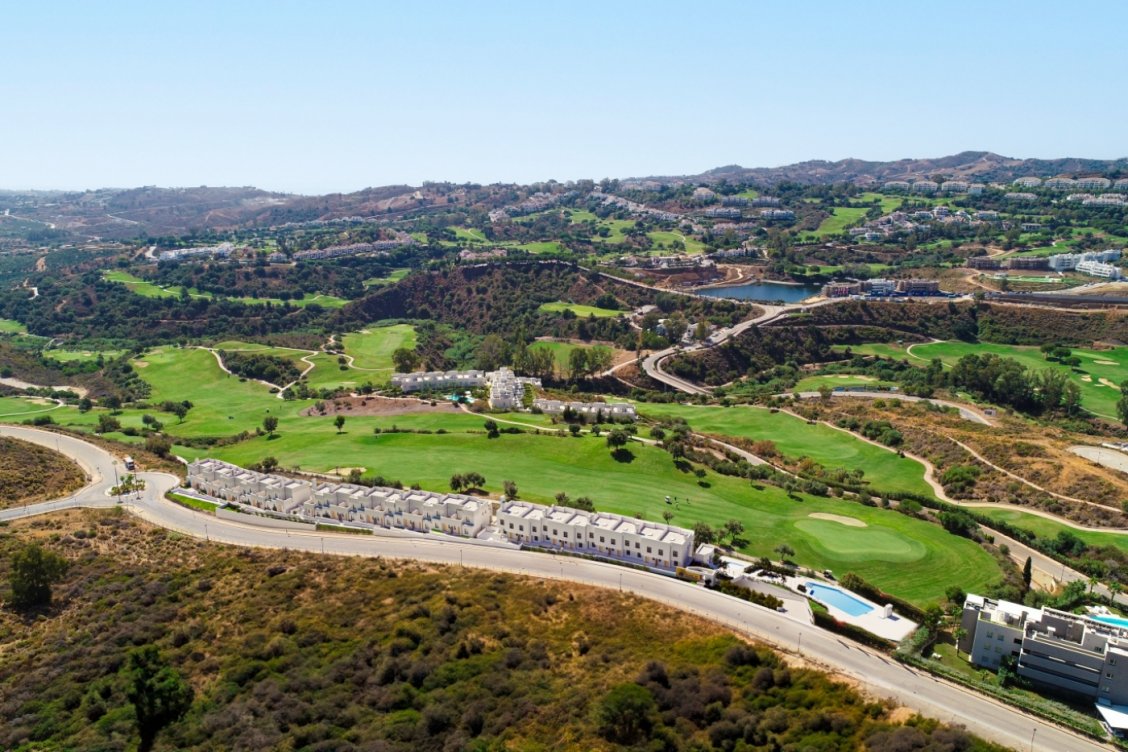 Promoción de adosados en La Cala Golf en Mijas